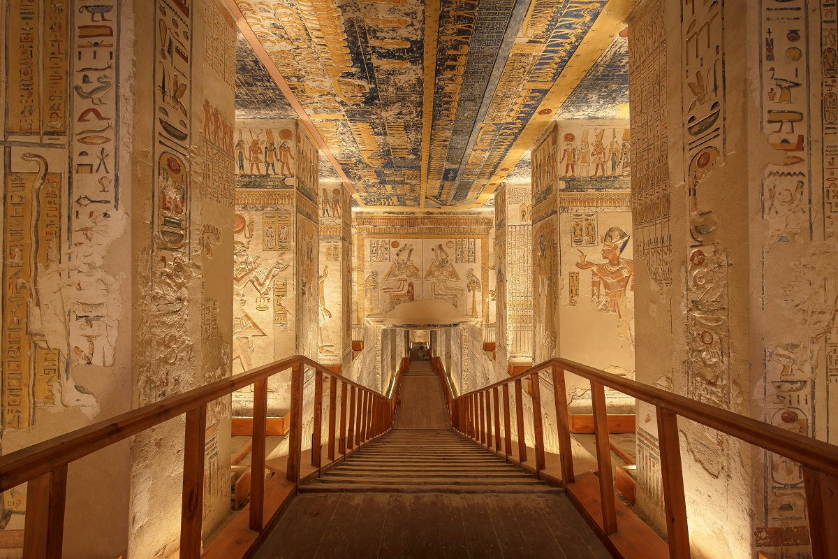 Mormântul lui Ramses al VI-lea se află în Valea Regilor și e vizitat de milioane de turiști anual. Arheologii au găsit recent un mormânt antic inedit în Egipt
