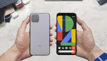 Utilizator care ține în mână două telefoane Google Pixel 4. Două opțiuni exclusive Google Pixel au fost dezactivate. În curând, Google va lansat Pixel 6A, ce nu va avea o funcționalitate importantă