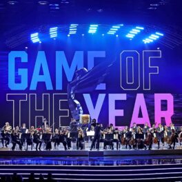 Scena The Game Awards 2021, în timp ce a fost premiat Game of the Year 2021