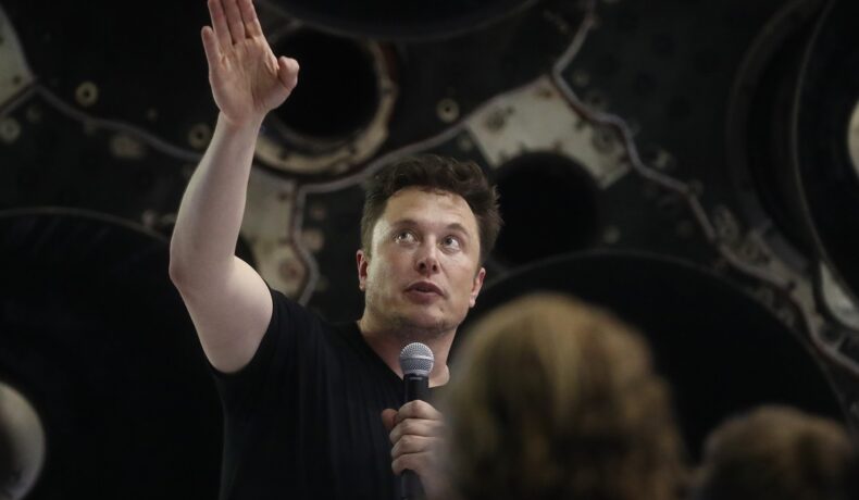 Elon Musk, prezentare SpaceX, 2018, Hawthorne. Musk a dezvăluit recent cum va fi viața pe Marte