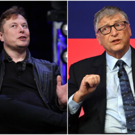 Colaj Elon Musk și Bill Gates, amândoi cu jachete negre. Fundal negru pentru Musk, fundal albastru cu roșu pentru Gates. Recent, a apărut o conversație Elon Musk vs Bill Gates