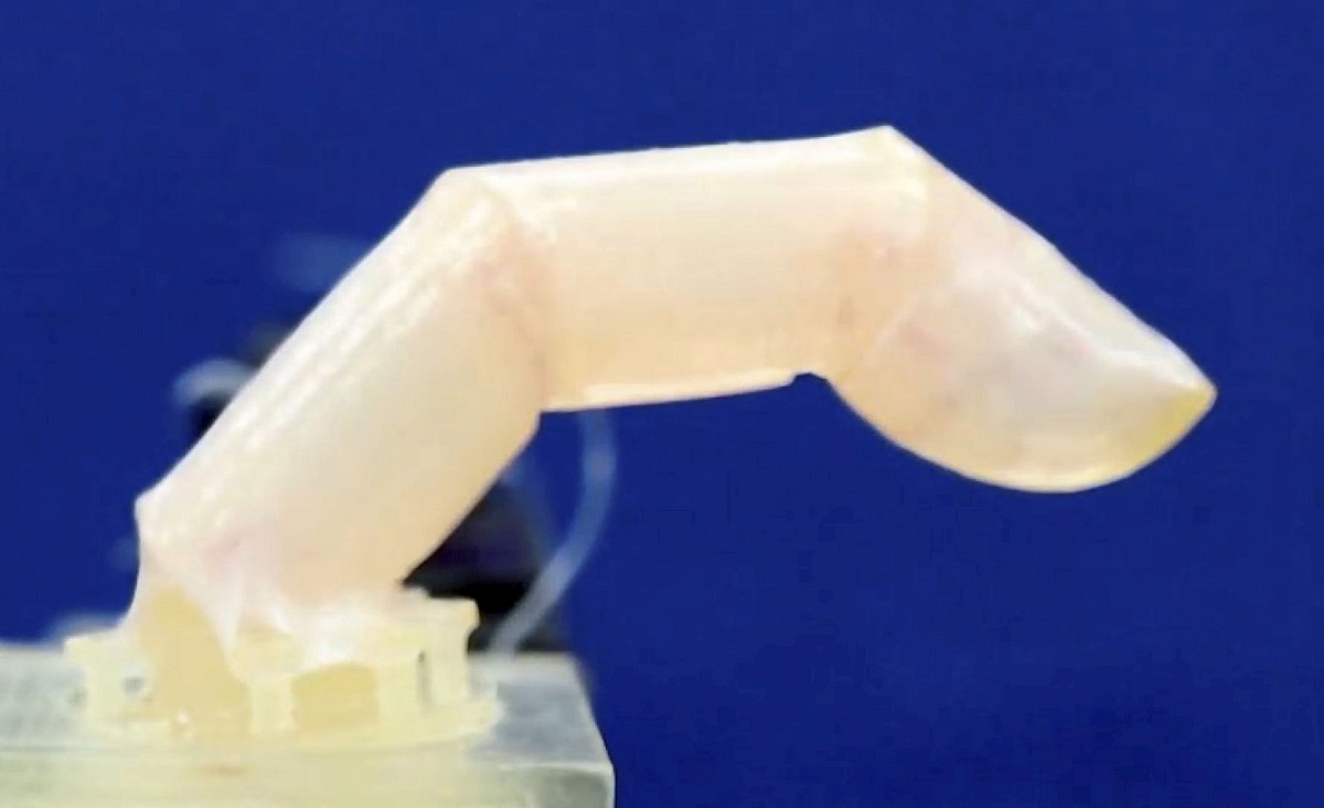 Degetul robot creat de experți din Japonia, fără pielea roz
