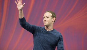 Mark Zuckerberg, acuzat că și-ar fi amenințat angajații cu o sabie, la VIVA Technology, în 2018, fundal roșu cu mov