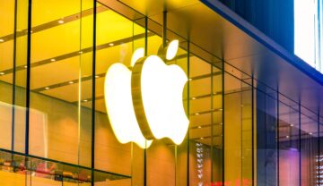 Logo magazin Apple din China. Evenimentul Apple din septembrie 2022 ar putea aduce noua serie iPhone