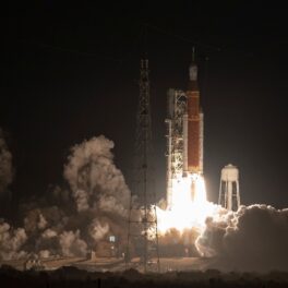 Lansare rachetă SLS, cu capsula Orion, ce a ajuns lângă Lună