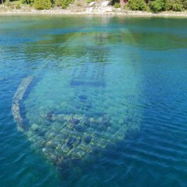 Nava scufundată într-un lac din Ontario, similară cu o navă care a fost descoperită în Norvegia