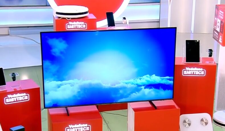 Televizor smart prezentat de Vlad Andriescu, la Neatza cu Răzvan și Dani, 29 ianuarie 2023, când a dezvăluit care sunt beneficiile unui televizor smart