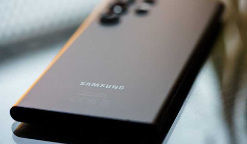 Samsung Galaxy S23 a fost dezvăluit. Cum arată și ce preț are