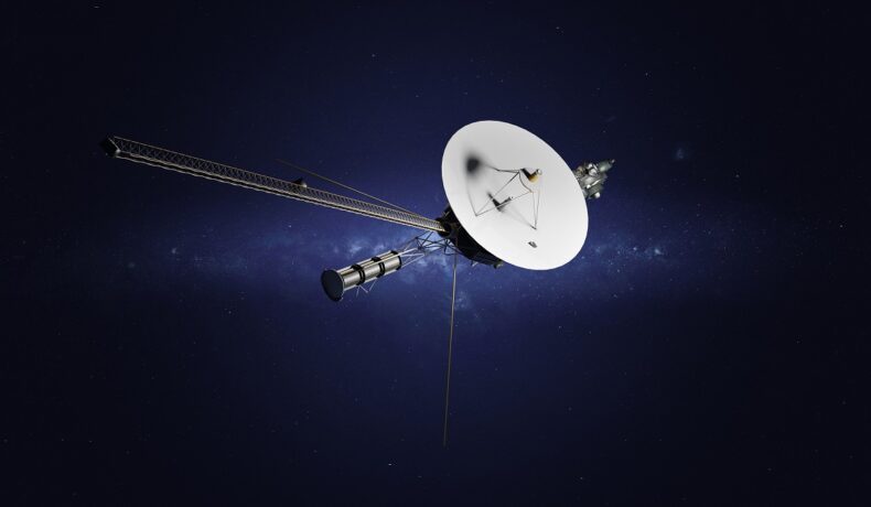 Nava Voyager 2, cu care NASA a pierdut contactul, pe fundal de spațiu albastru