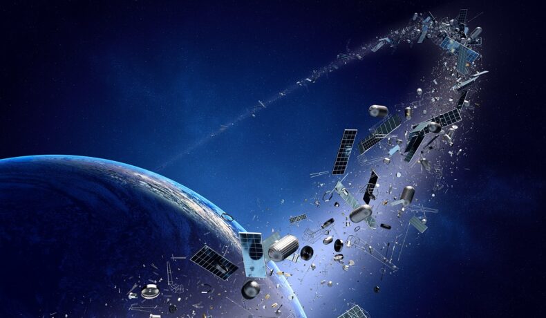 Inel de sateliți și deșeuri în jurul Pământului, petru a ilustra prima amendă pentru gunoi spațial dată până acum