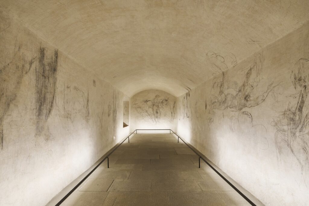 Camera secretă a lui Michelangelo, din Florența, pereți albi