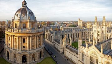 Universitatea Oxford, din Marea Britanie, una dintre țările cu cele mai bune sisteme de educație